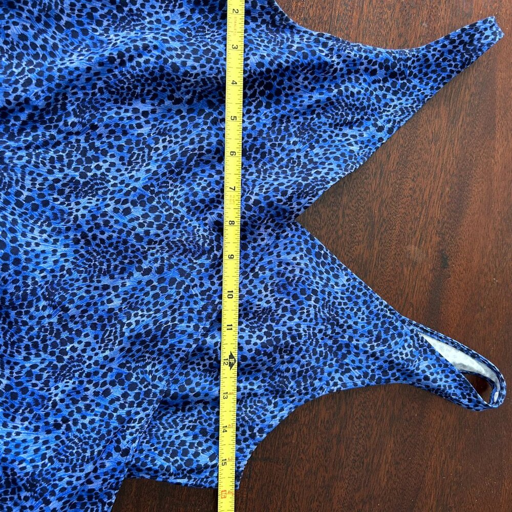 NWOT Pretty blue/black print wrap dress, 6 - Picture 7 of 12